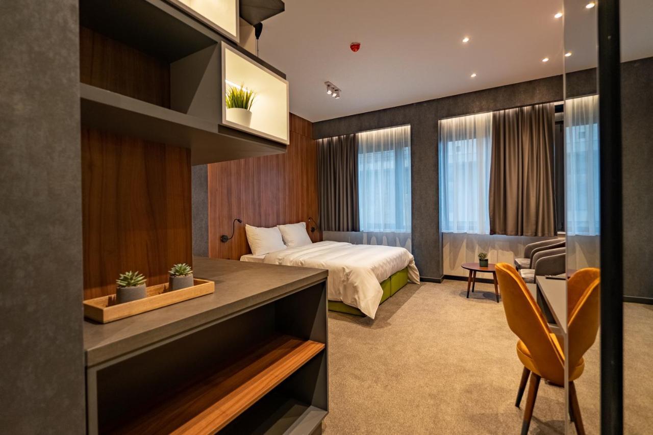 Hotel Element Novi Sad Exteriör bild