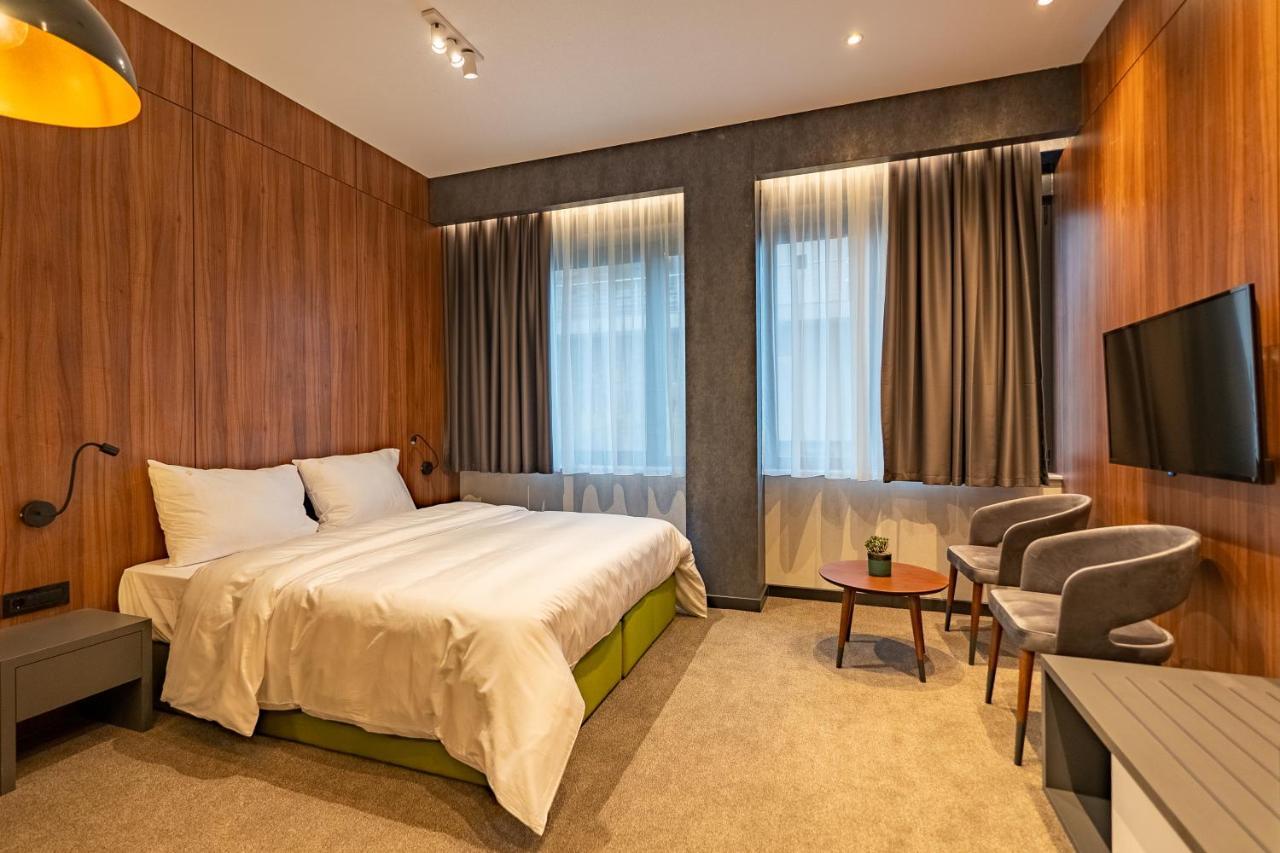 Hotel Element Novi Sad Exteriör bild