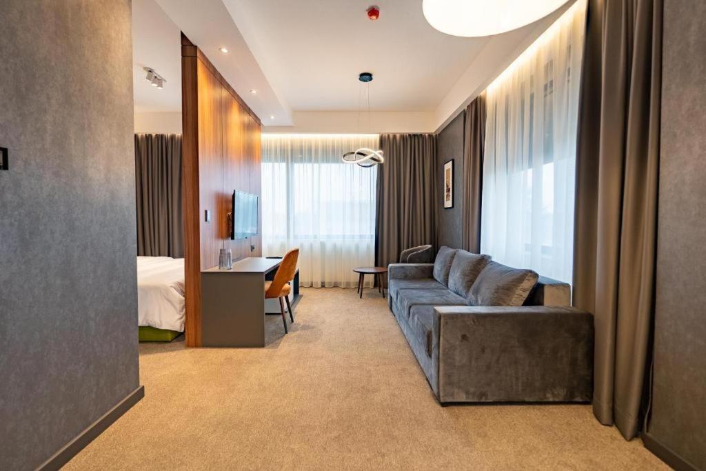 Hotel Element Novi Sad Exteriör bild