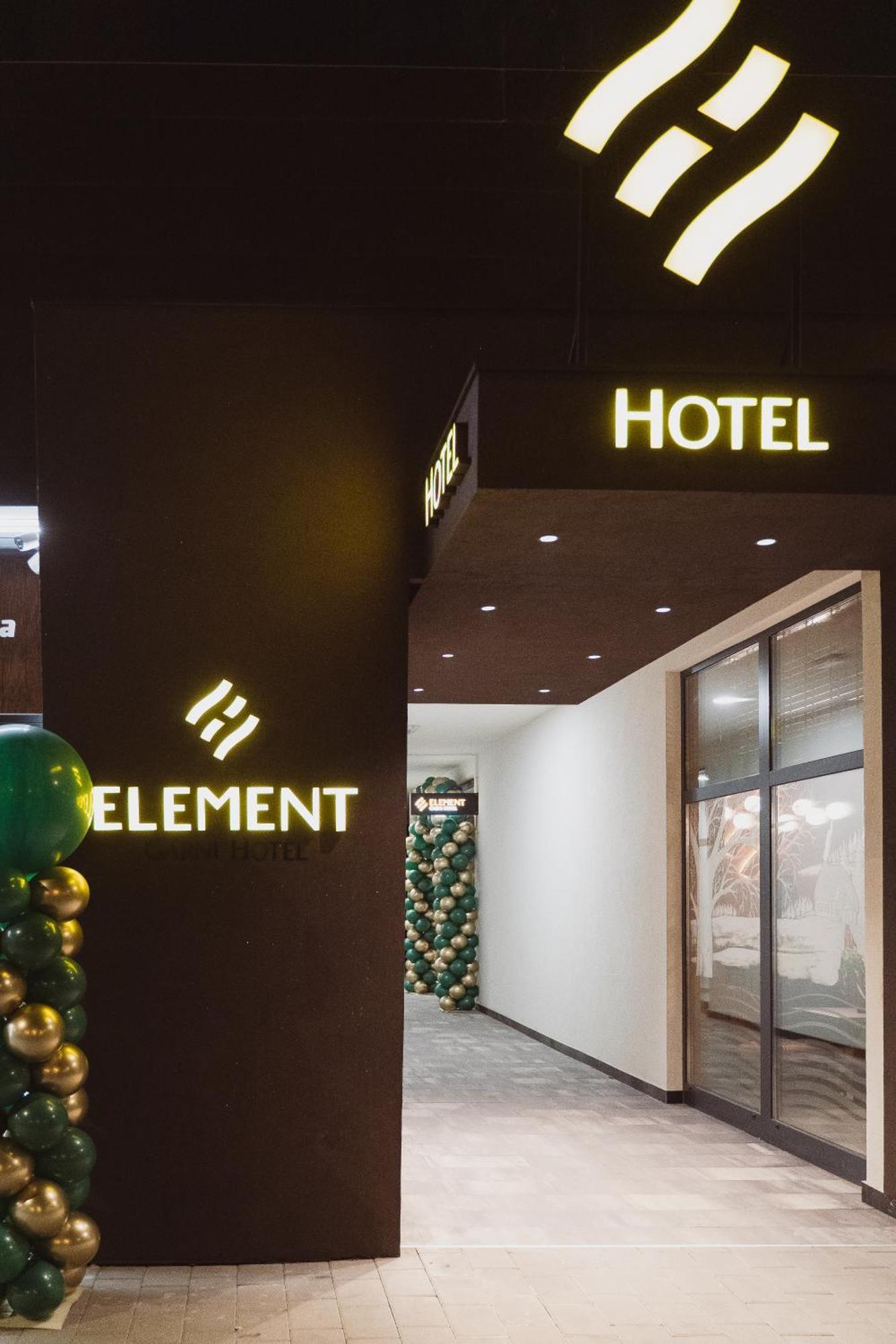 Hotel Element Novi Sad Exteriör bild